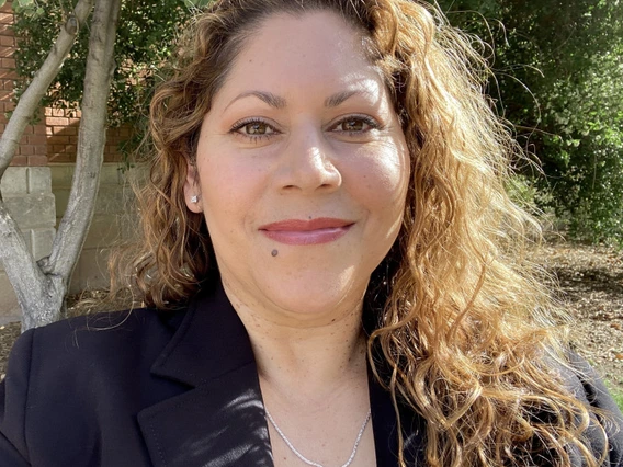 Dr. Erika Pérez