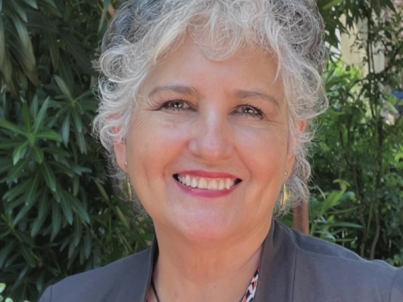 Dr. Anna Ochoa O'Leary 