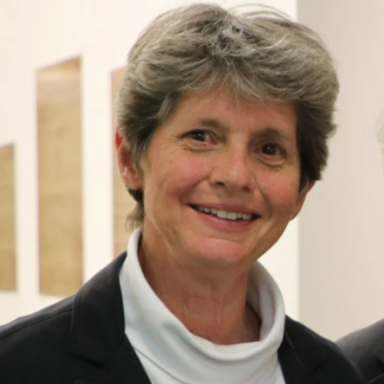 Dr. Diane Austin