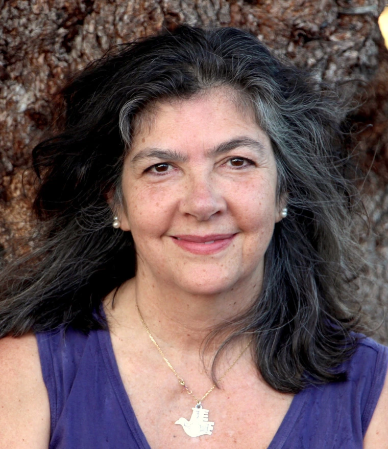 Dr. Marcela Vásquez-León