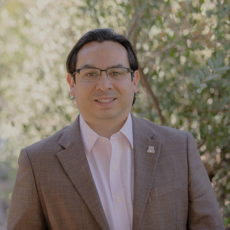 Dr. Luis E. Coronado Guel