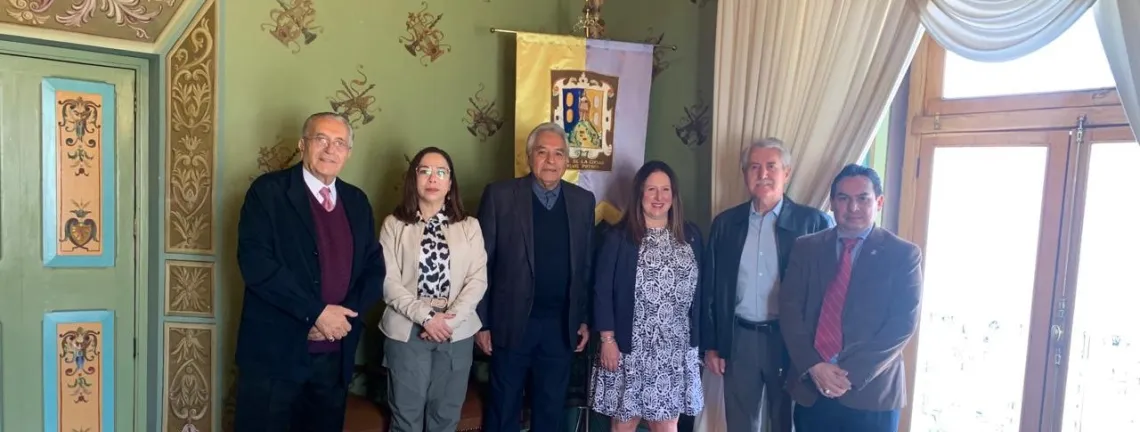 SBS Dean Lori Poloni-Staudinger met San Luis Potosi City's Government